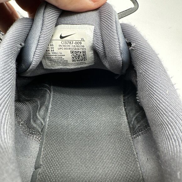 Nike Quest 2 Men’s Size 12 Sneakers 'Smoke Grey Gum' Running Shoe CI3787-009 Gym - Picture 7 of 10